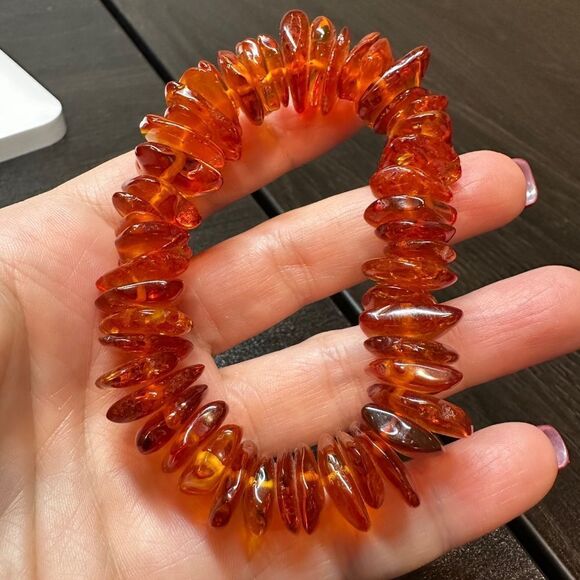 Chunky Baltic amber healing stretchy bracelet! - Picture 1 of 7